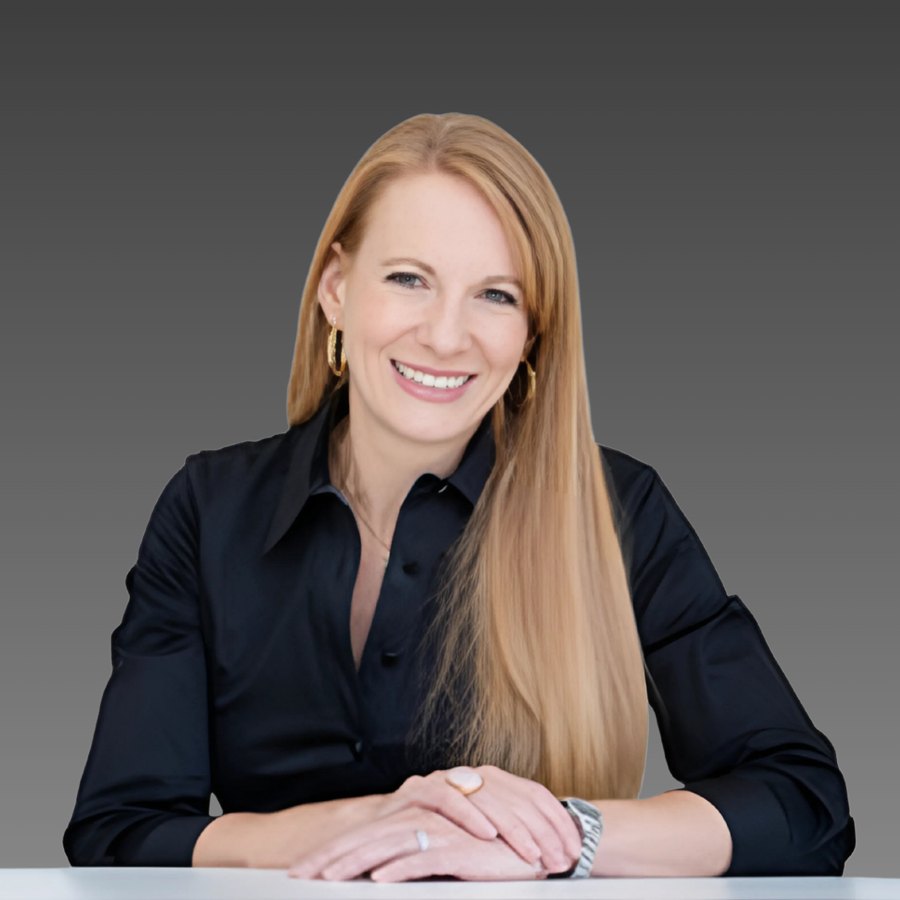 Portrait of Lisa Wimbush Cramer, Development Committee Co-Chair